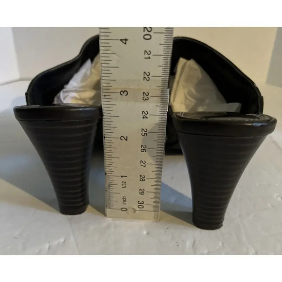 Rialto Women’s Size 6m Brown Clogs - Picture 9 of 9